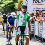 Johan Colón, gana en la Vuelta al Tolima.