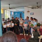 La Policía Comunitaria acompañó una vez más a los adultos mayores del ancianato de Sincelejo.