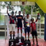 Podio Elite travesía Makanaky 2025