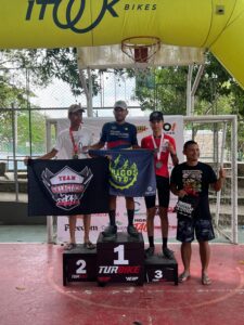 Podio de la categoría Novatos.