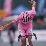 Isaac Del Toro, ganador de la etapa 17 del Giro de Italia 2025.