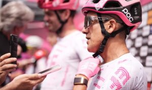 Ricard Carapaz, ciclista ecuatoriano en el Education-Easy Post