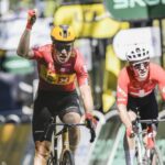 Jonas Abrahamsen ganó en Toulouse tras un sprint feroz.