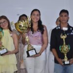 Podio noche de los mejores 2025