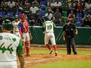 Toros anota la carrera de la honrilla en el séptimo acto. Cortesía.