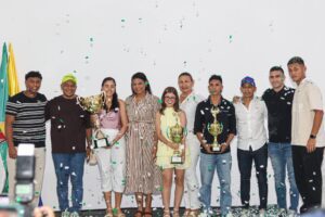 autoridades y figuras