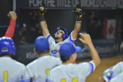 Venezuela blanqueó a Canadá, 12-0.