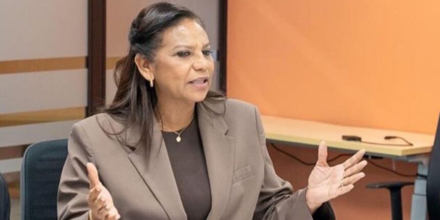 Debate busca soluciones a deudas hospitalarias en Sucre